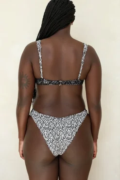Stray Underwire Bikini Heart Top