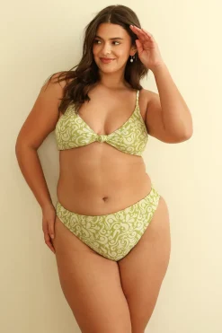 Twin Fin Matcha Triangle Cheeky Set